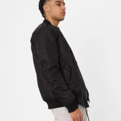 Carré C-47 Bomber 2.0 Jacket Black 15 Carré C-47 Bomber 2.0 Jacket Black -Nuvora Fit Sales 02008088 YB001 mens 0050