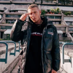 Carré Bossman Puffer Jacket Black 16 Carré Bossman Puffer Jacket Black -Nuvora Fit Sales 02029852 YB001 mens 05