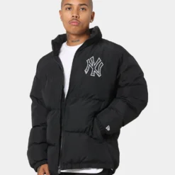 New Era New York Yankees Paisley Puffer Jacket Black