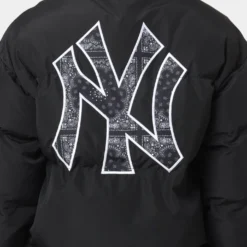 New Era New York Yankees Paisley Puffer Jacket Black -Nuvora Fit Sales 02033506 YB001 mens 040