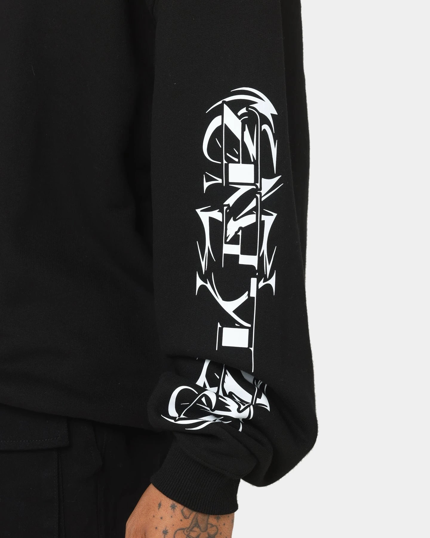 Loiter Ultra Crewneck Black 12 Loiter Ultra Crewneck Black - Image 10