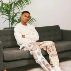 Carré Motion Crewneck Off White -Nuvora Fit Sales 02036093 YO007 mens 035