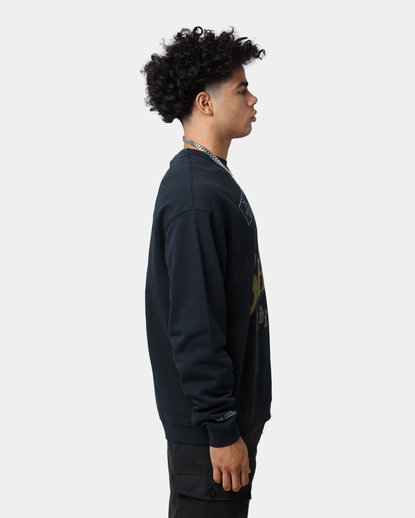 Mitchell & Ness MVP Crewneck Faded Black 7 Mitchell & Ness MVP Crewneck Faded Black - Image 5