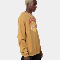 Mitchell & Ness Los Angeles Lakers 3-Peat Crewneck Bone Brown -Nuvora Fit Sales 02037999 YB1007 mens 0050