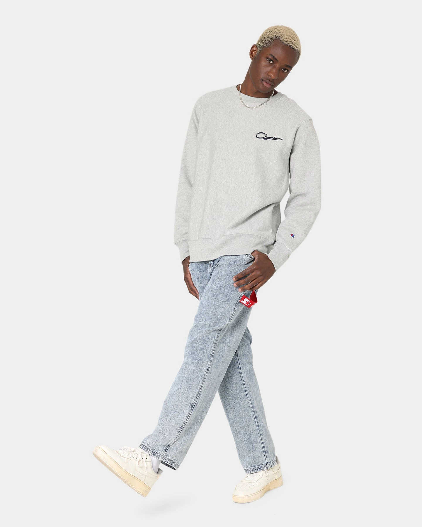 Champion Reverse Weave Collegiate Heritage Padded Crewneck Oxford Heather 4 Champion Reverse Weave Collegiate Heritage Padded Crewneck Oxford Heather - Image 2