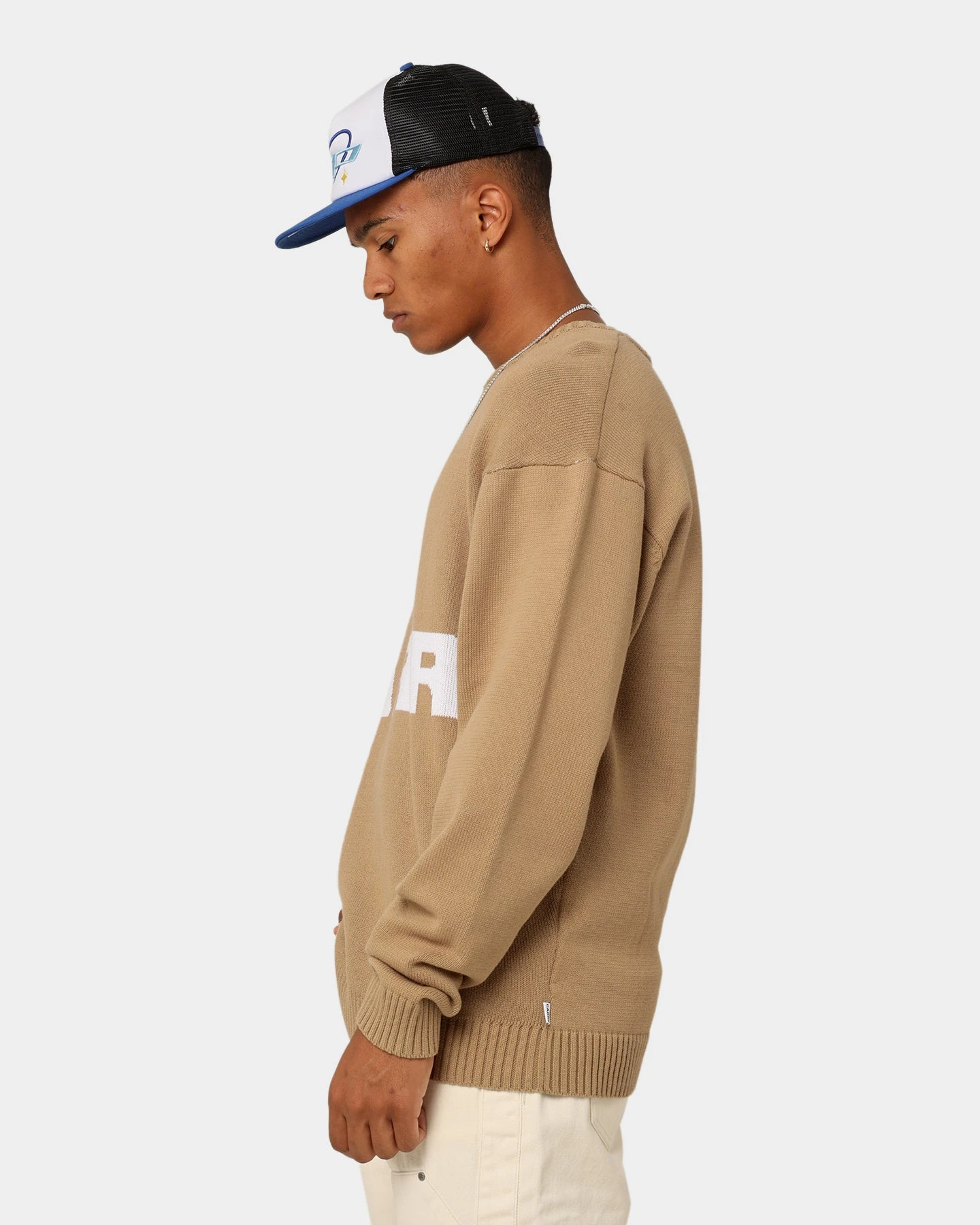 Carré Statement Knitted Sweater Stone 10 Carré Statement Knitted Sweater Stone - Image 8