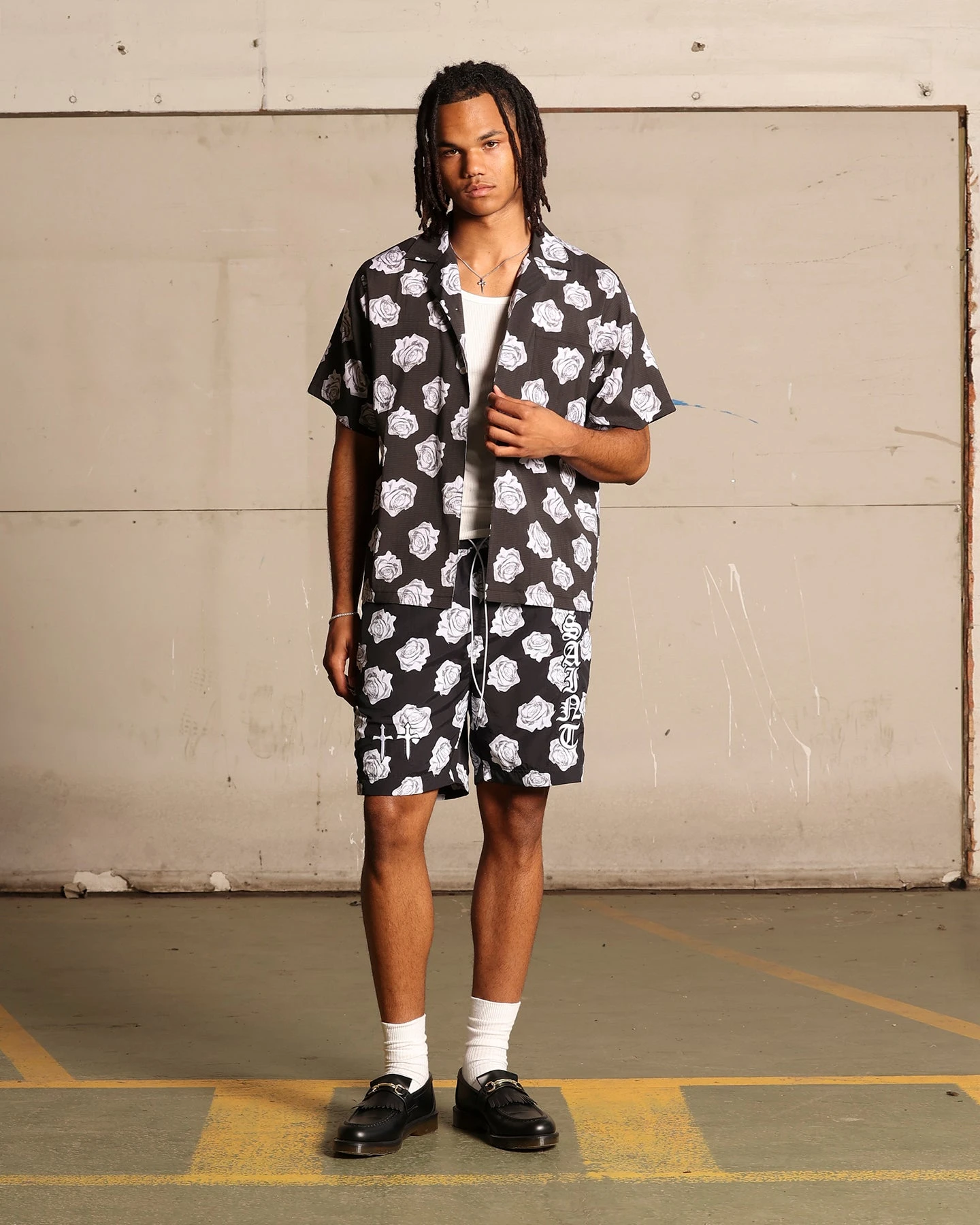 Saint Morta Vintage Rose Short Sleeve Shirt Black 11 Saint Morta Vintage Rose Short Sleeve Shirt Black - Image 9