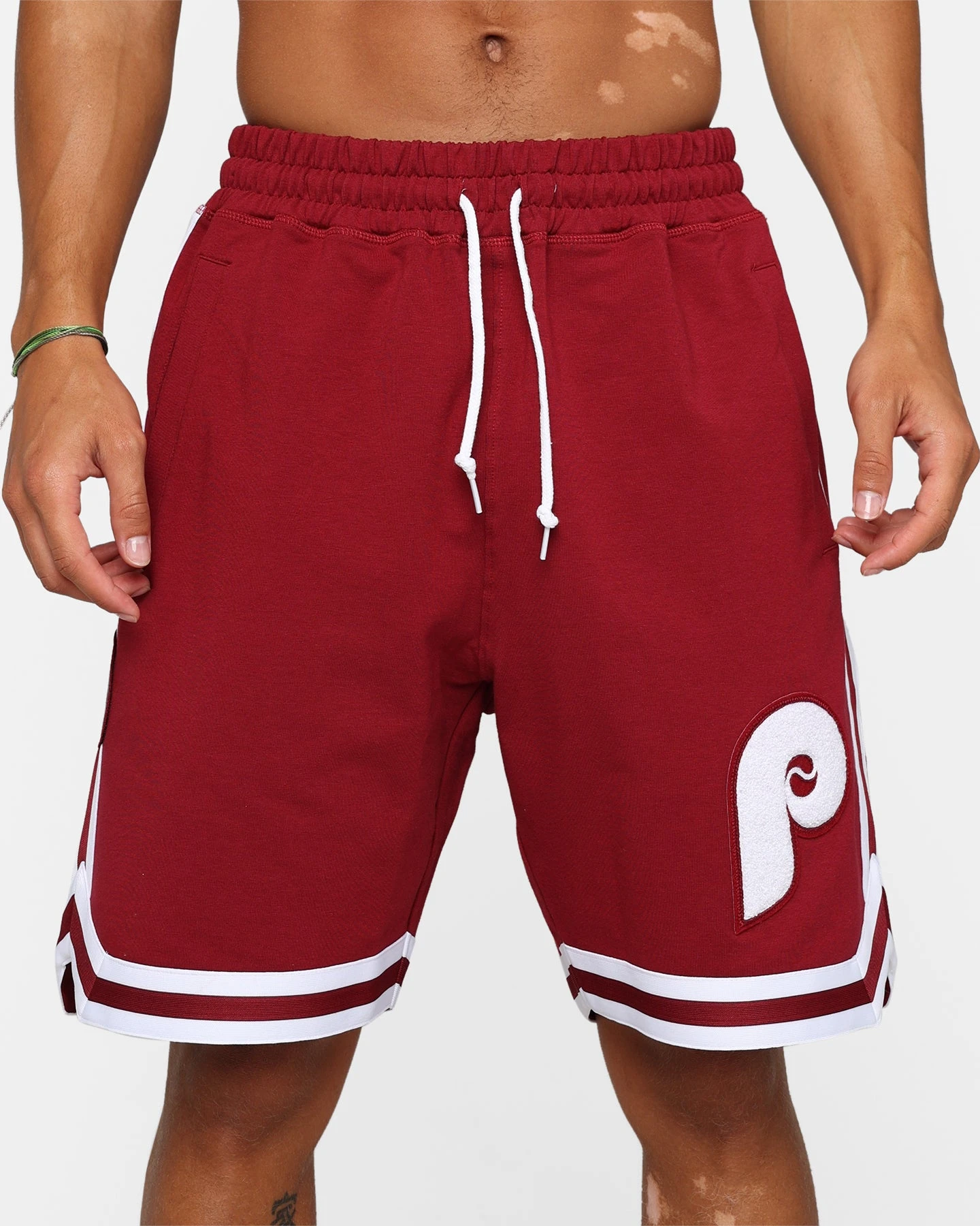 New Era Philadelphia Phillies Logo Select Shorts Red 9 New Era Philadelphia Phillies Logo Select Shorts Red - Image 7