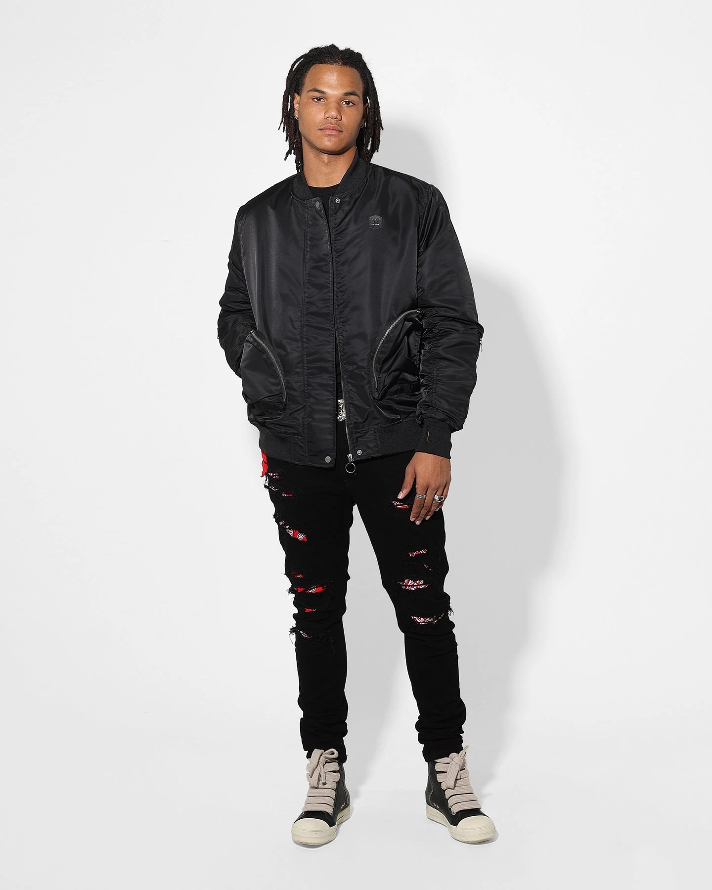 Saint Morta Bandana Summum Jean Black/Red 4 Saint Morta Bandana Summum Jean Black/Red - Image 2