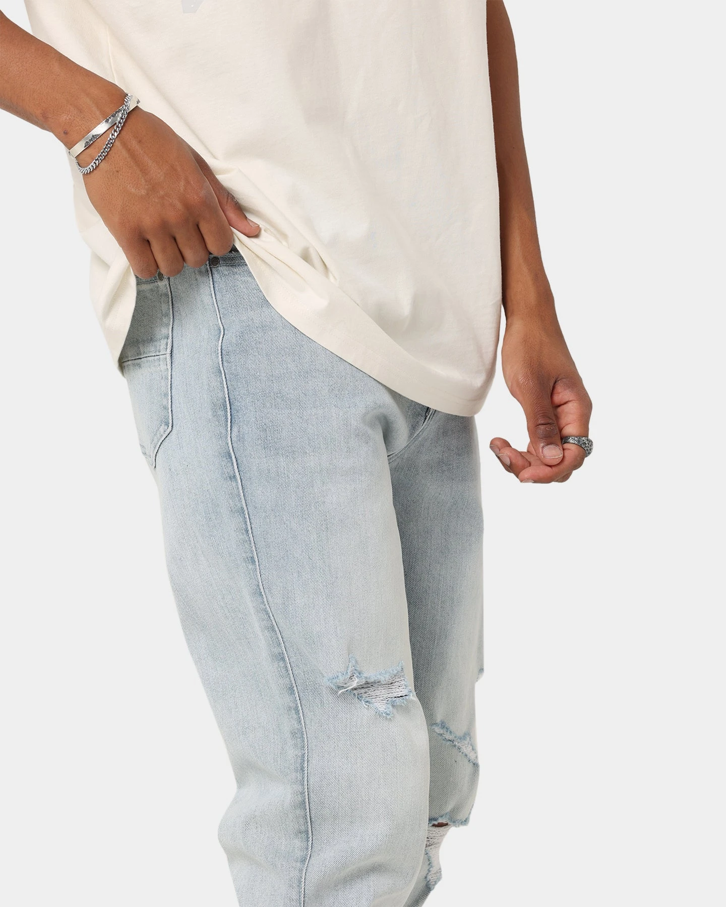 Carré Bouffant Distressed Jeans Light Blue 5 Carré Bouffant Distressed Jeans Light Blue - Image 3