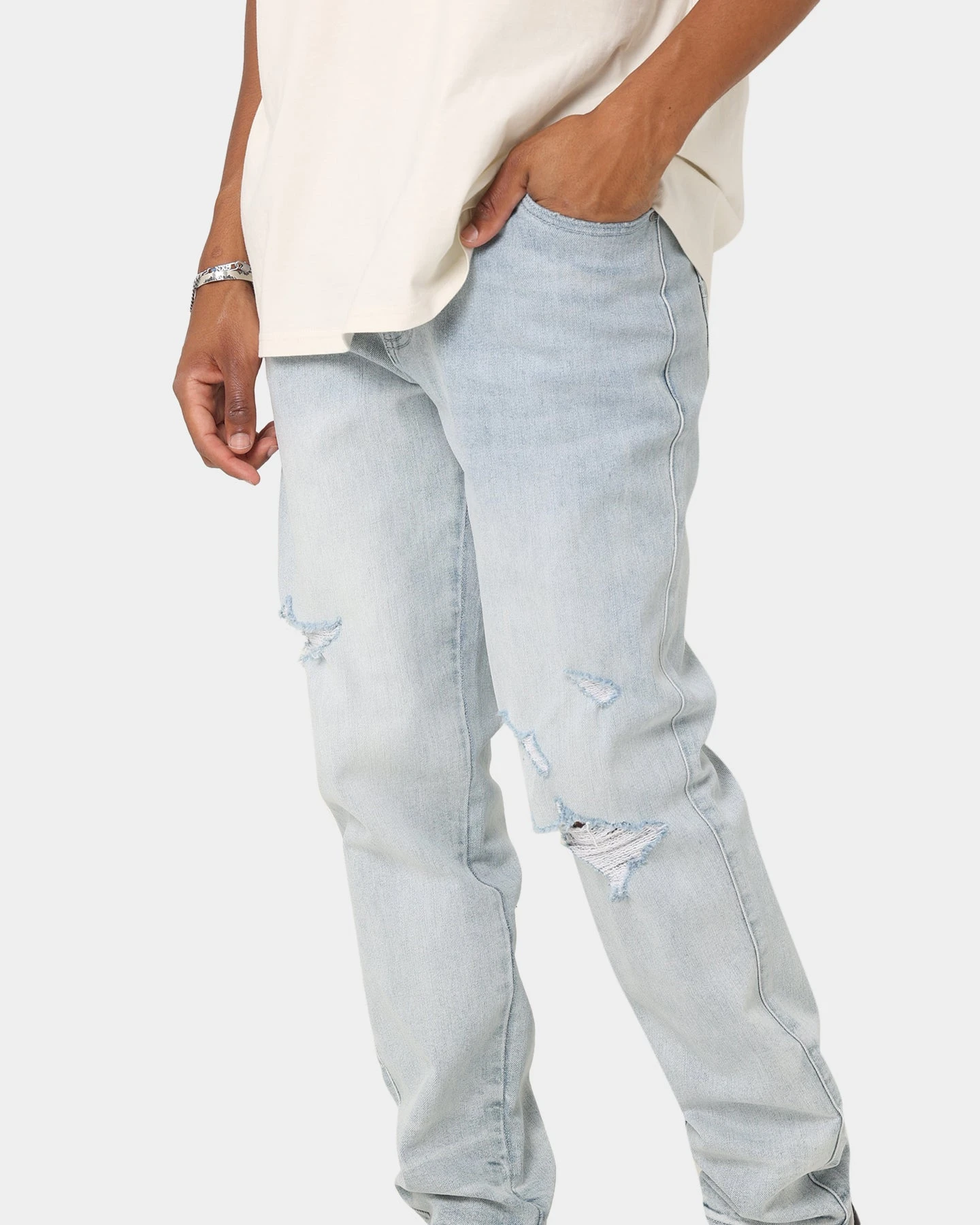 Carré Bouffant Distressed Jeans Light Blue 6 Carré Bouffant Distressed Jeans Light Blue - Image 4