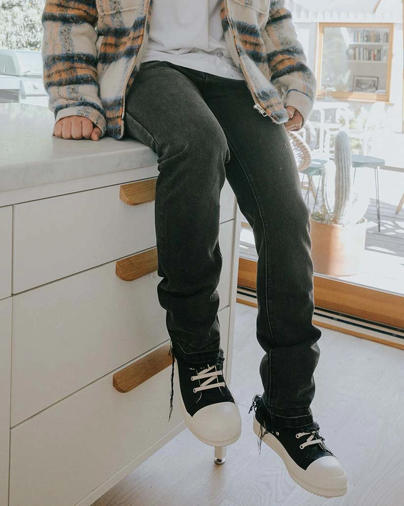 MNML D212 Denim Jeans Black 3 MNML D212 Denim Jeans Black