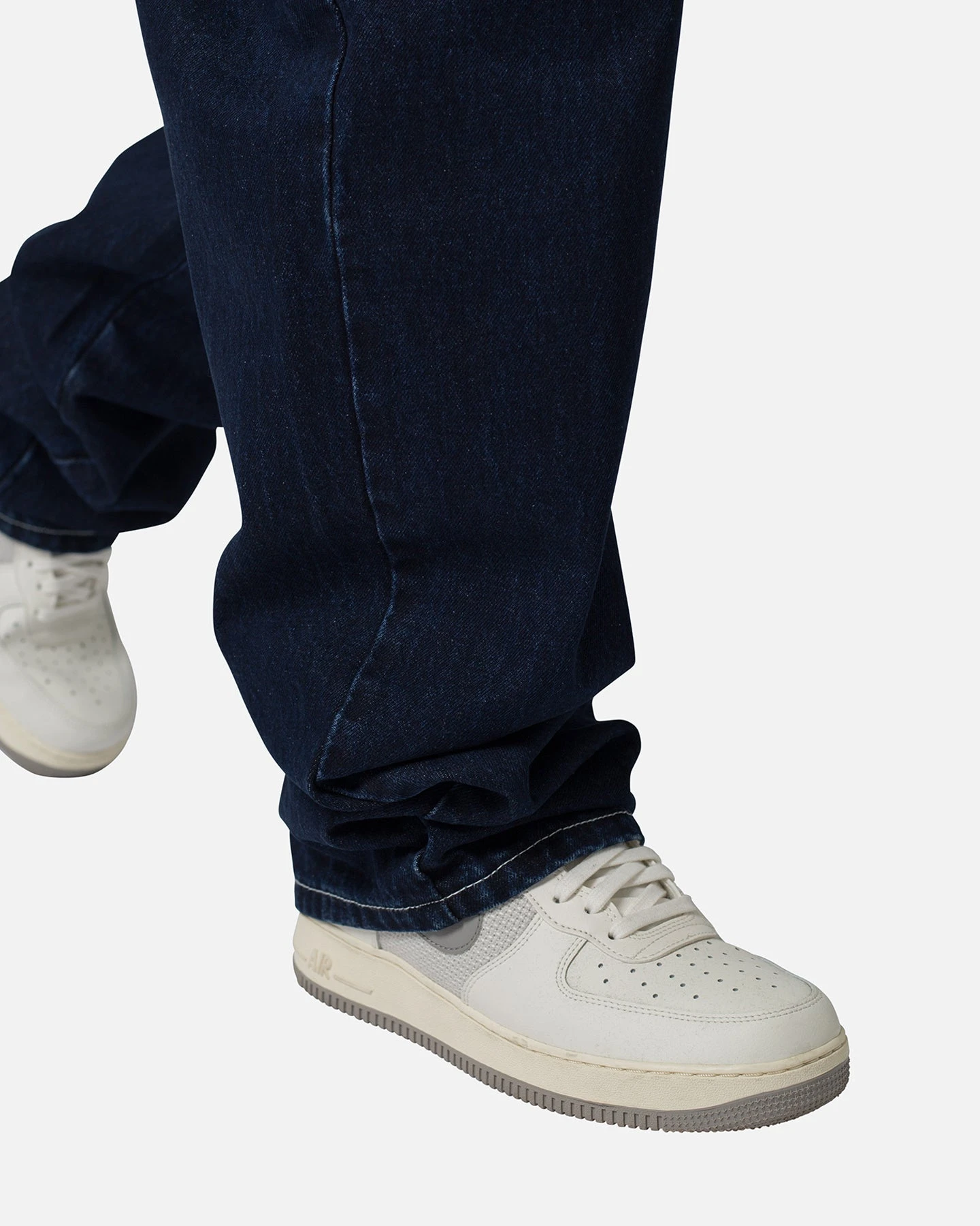 MNML Contrast Ultra Baggy Cargo Denim Jeans Blue 8 MNML Contrast Ultra Baggy Cargo Denim Jeans Blue - Image 6